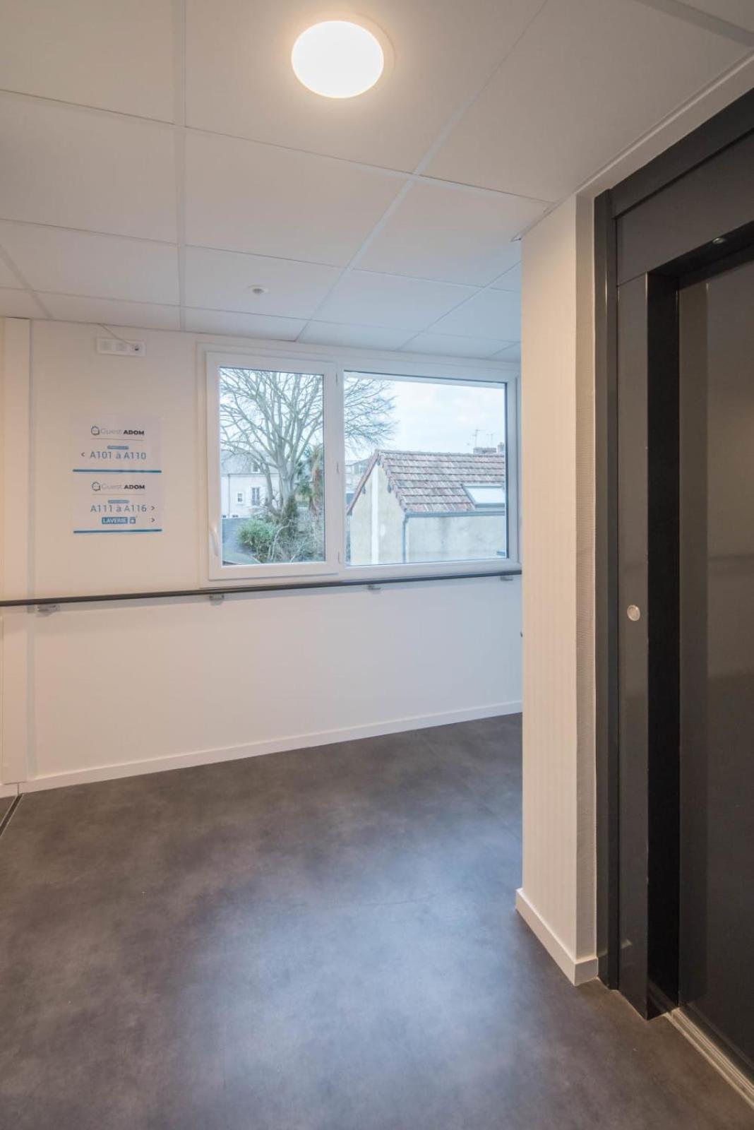 Pierrick - Studio Wifi Et Gare Apartamento Le Mans Exterior foto