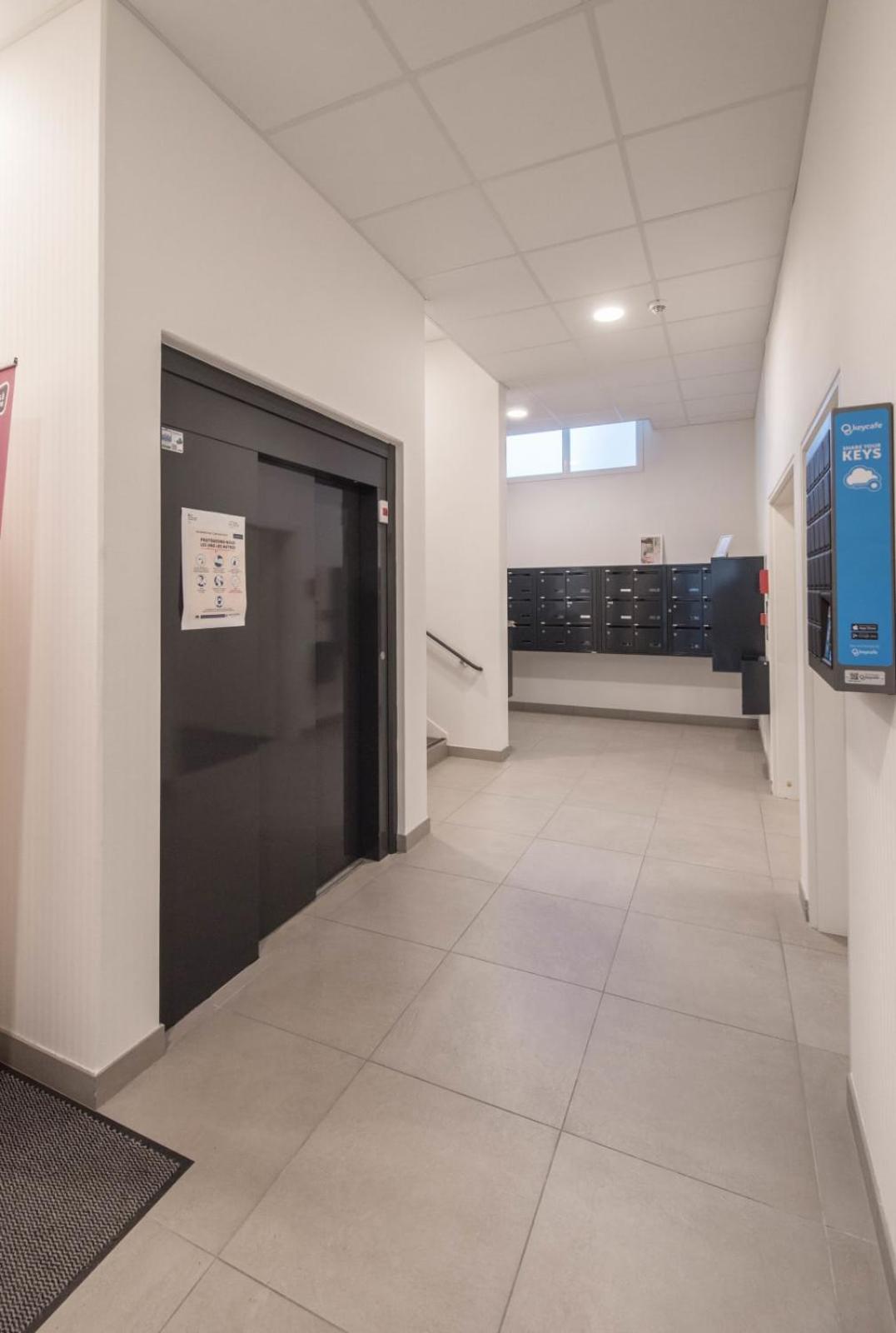 Pierrick - Studio Wifi Et Gare Apartamento Le Mans Exterior foto