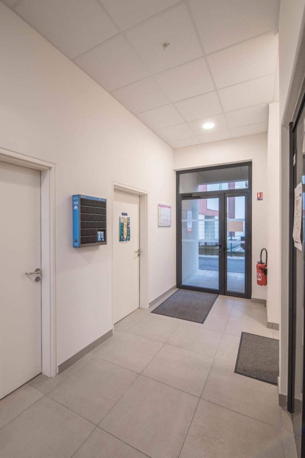 Pierrick - Studio Wifi Et Gare Apartamento Le Mans Exterior foto